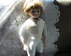 LUTIN MAIN_09